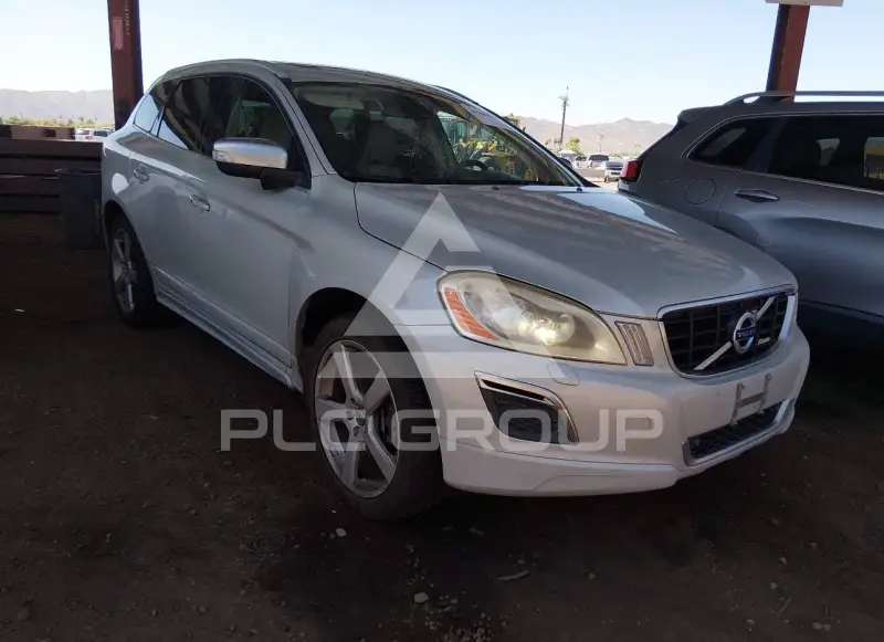 2011 Volvo XC60 фото