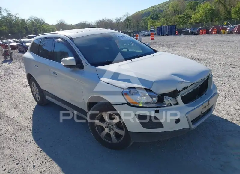 2011 Volvo XC60 фото