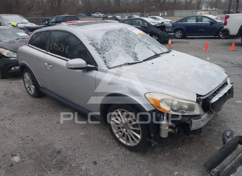 2011 Volvo C30 фото