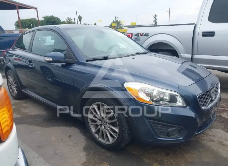 2011 Volvo C30 photo