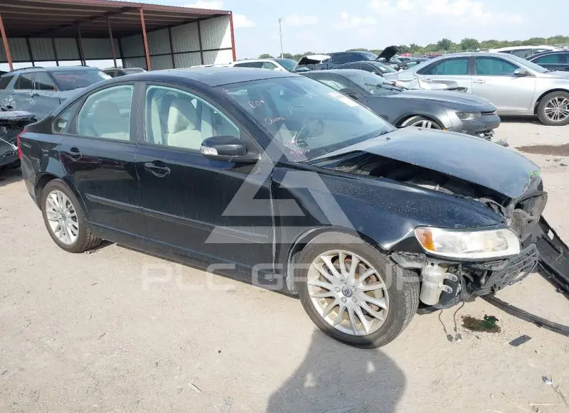 2011 Volvo S40 фото