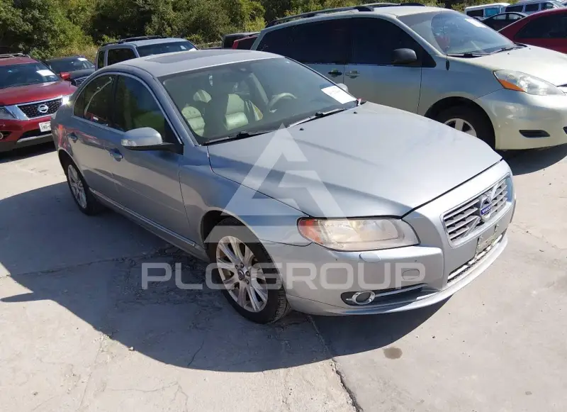 2011 Volvo S80 фото