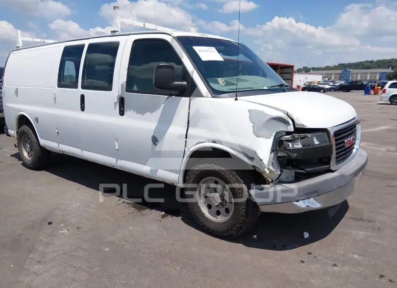 2011 GMC SAVANA photo