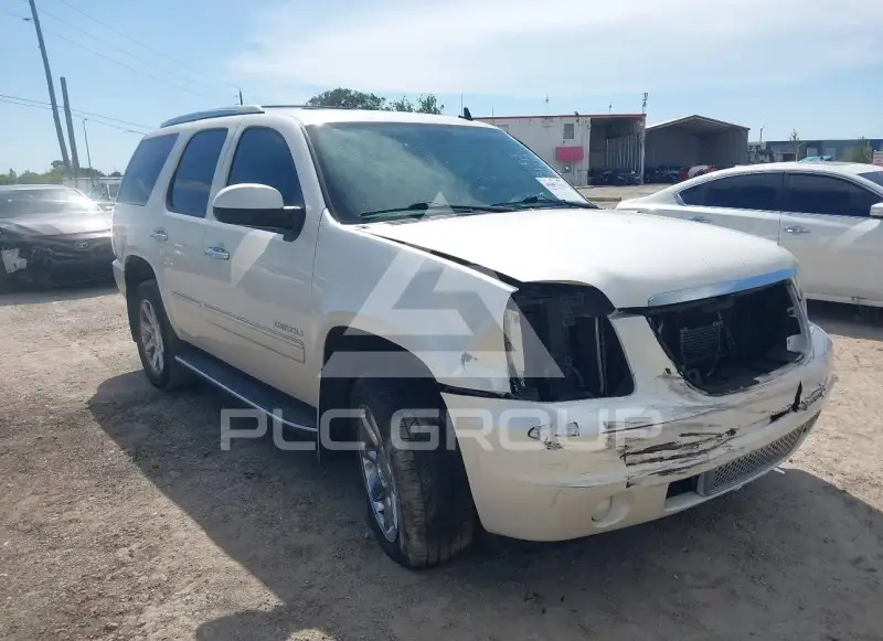 2011 GMC YUKON фото
