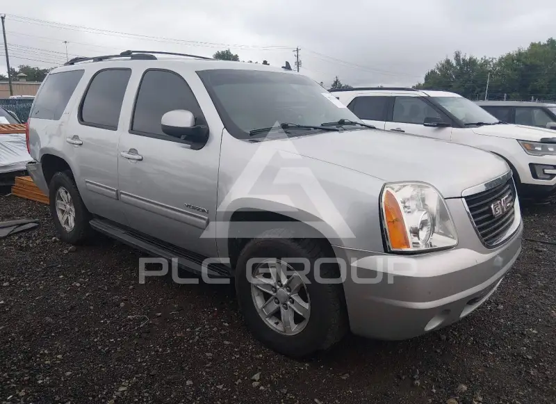 2011 GMC YUKON фото