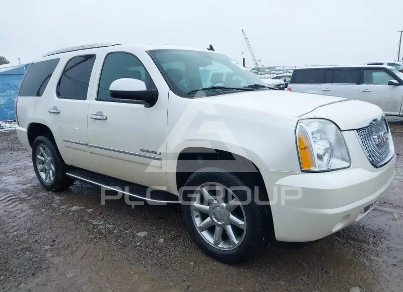2011 GMC YUKON фото