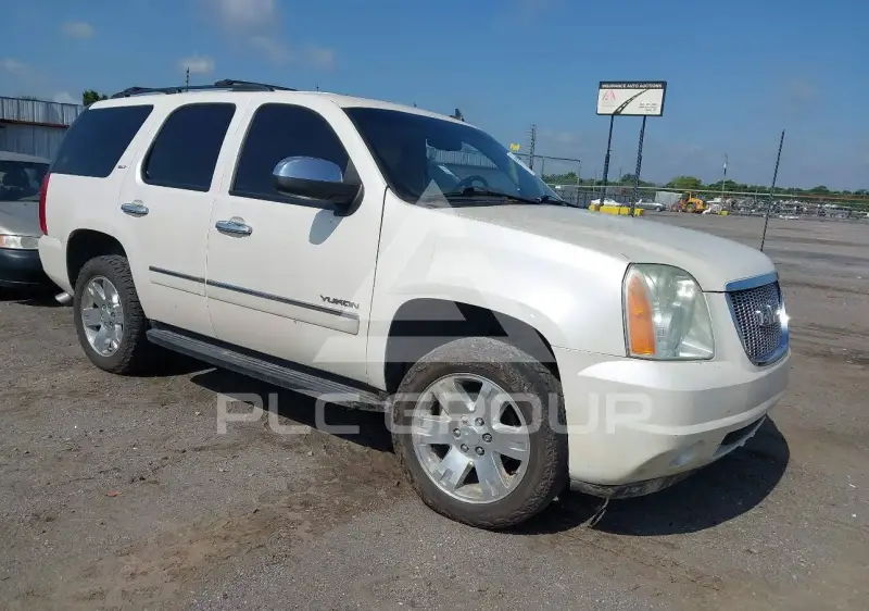 2011 GMC YUKON фото