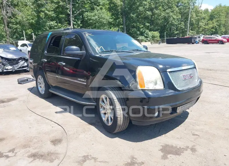 2011 GMC YUKON фото