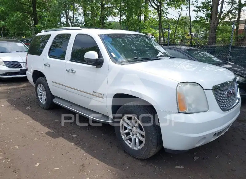 2011 GMC YUKON фото
