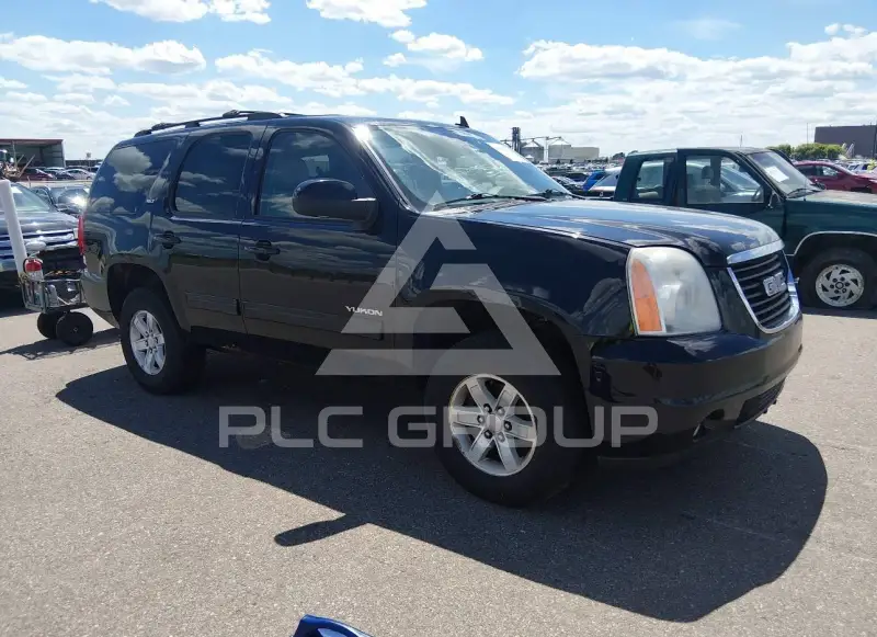 2011 GMC YUKON фото