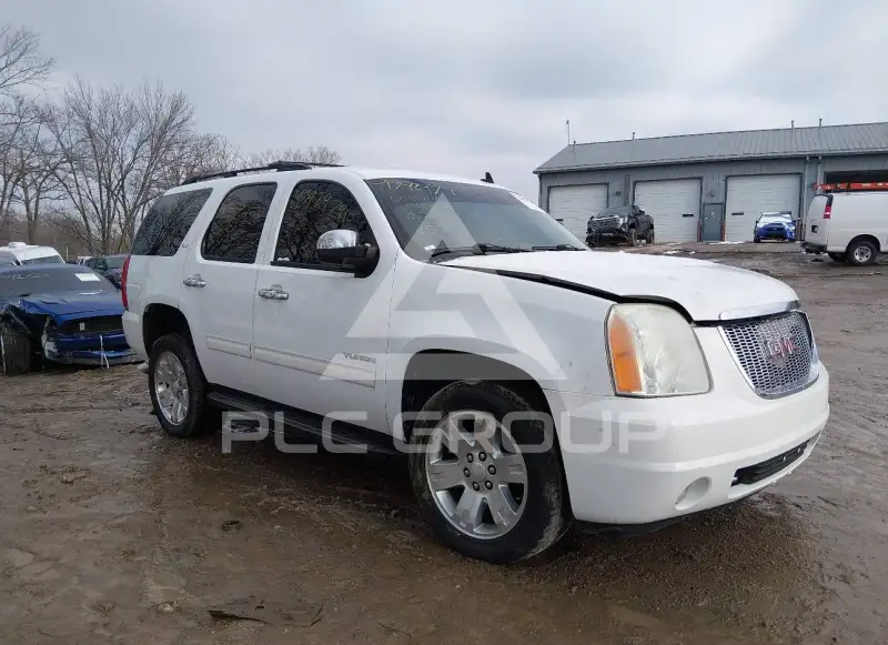 2011 GMC YUKON фото