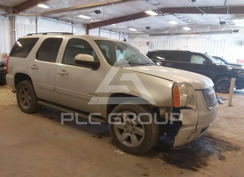 2011 GMC YUKON photo