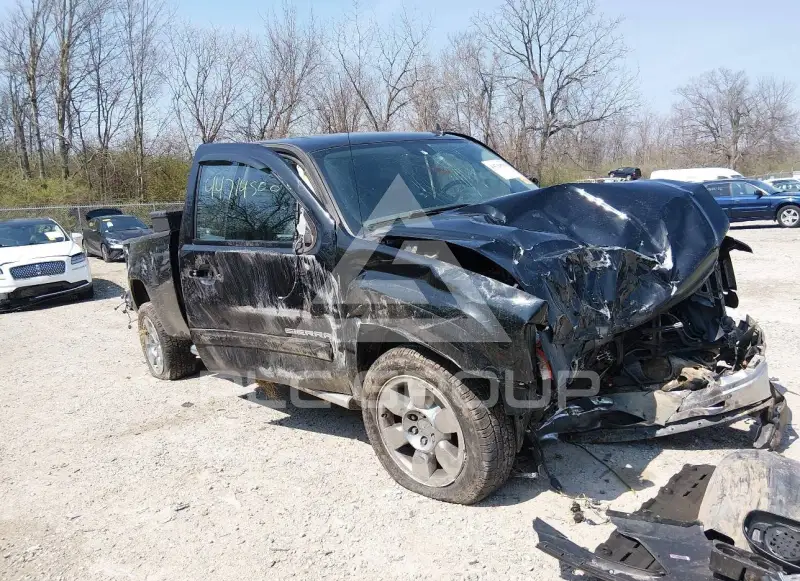 2011 GMC Sierra photo
