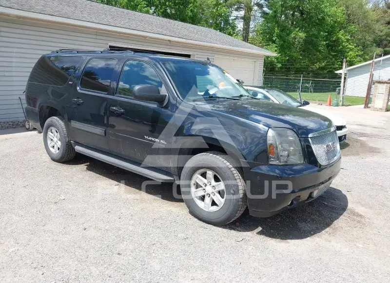 2011 GMC YUKON photo