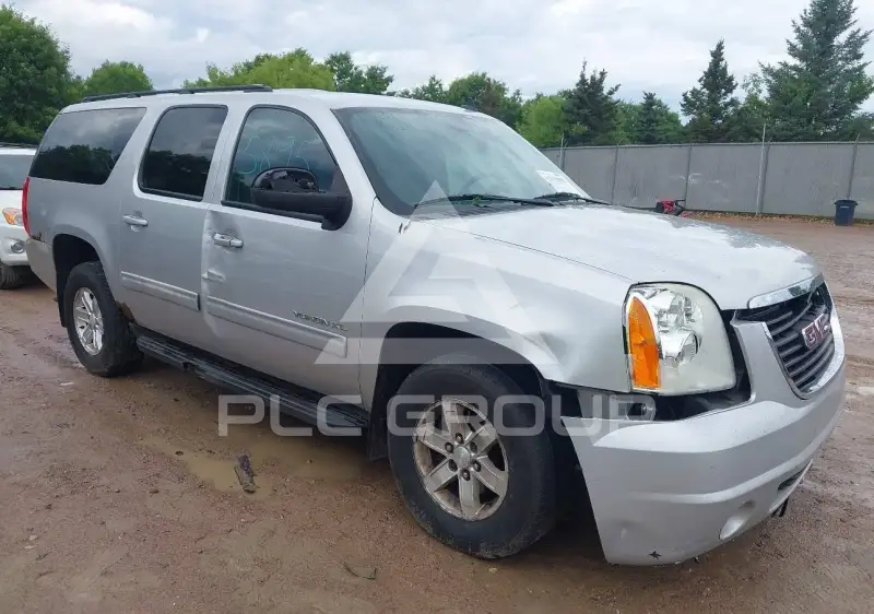2011 GMC YUKON photo
