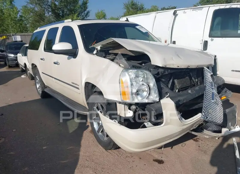 2011 GMC YUKON фото