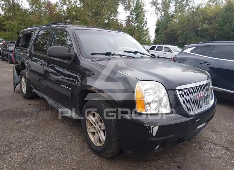 2011 GMC YUKON фото