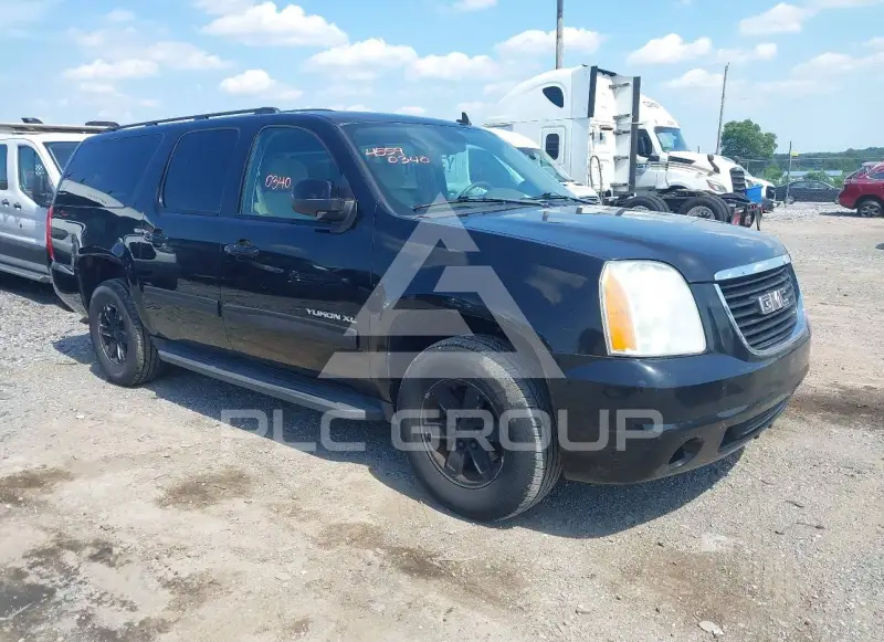 2011 GMC YUKON photo