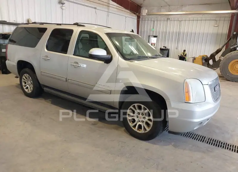 2011 GMC YUKON фото