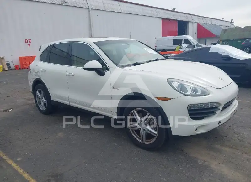 2011 Porsche CAYENNE photo