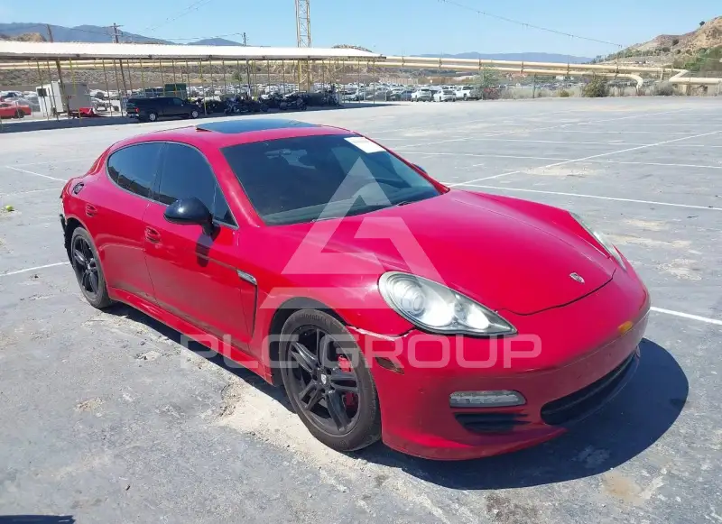 2011 Porsche Panamera photo