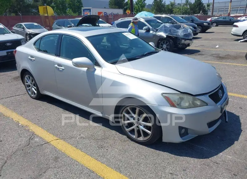 2011 Lexus IS250 photo