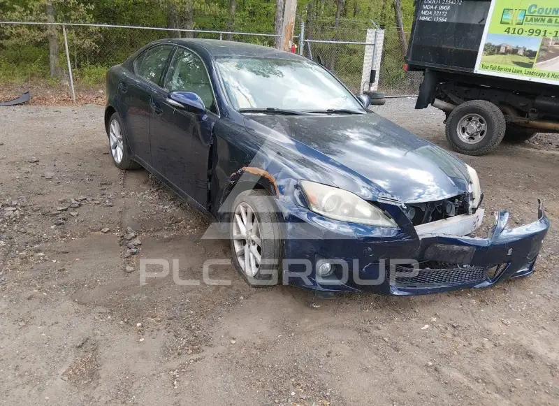 2011 Lexus IS250 photo