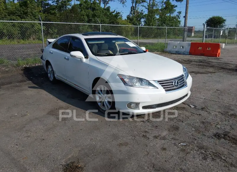 2011 Lexus ES350 photo