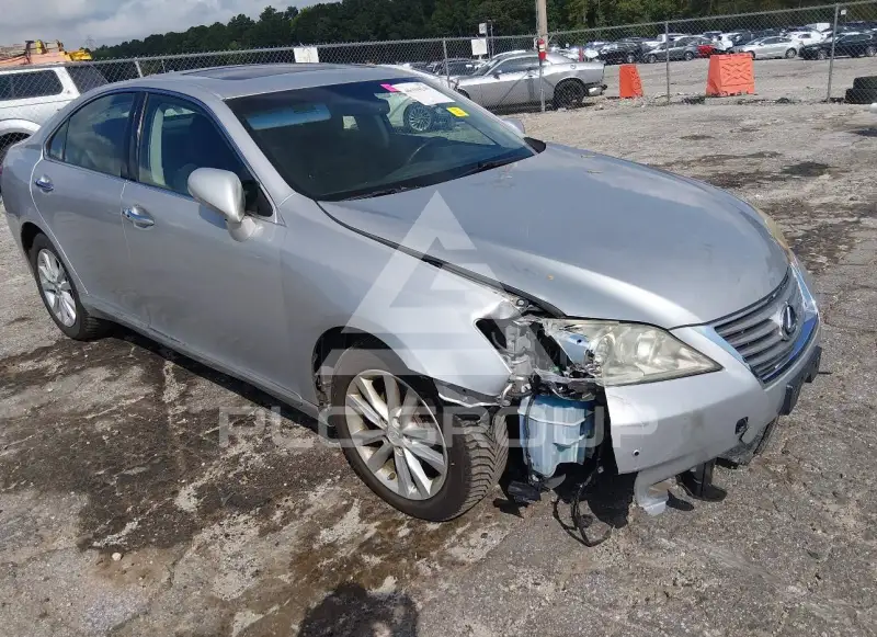 2011 Lexus ES350 photo