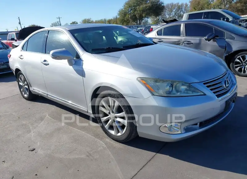 2011 Lexus ES350 photo