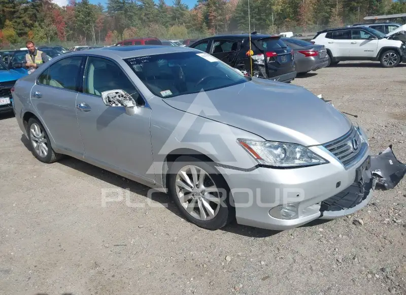 2011 Lexus ES350 фото