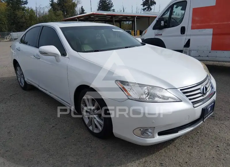 2011 Lexus ES350 photo