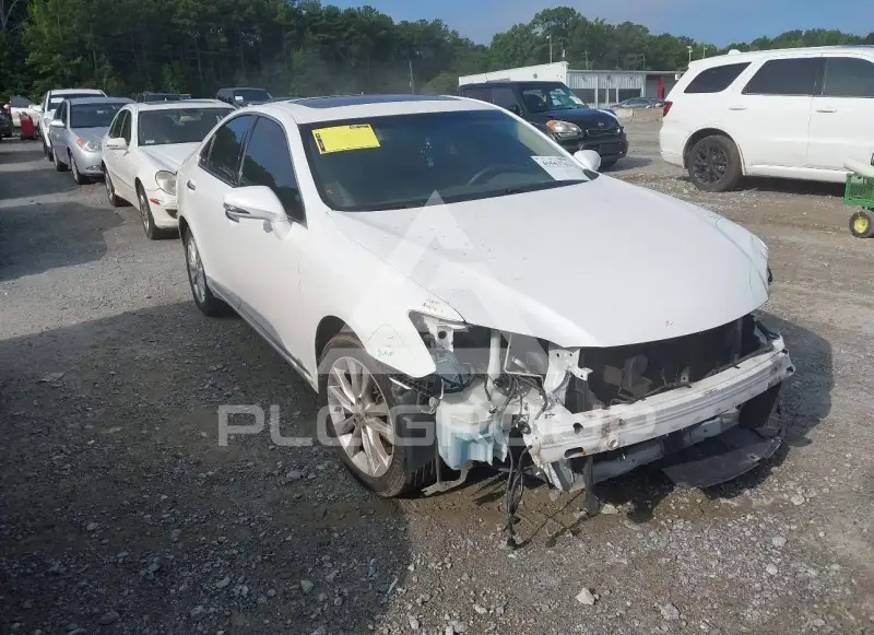 2011 Lexus ES350 photo