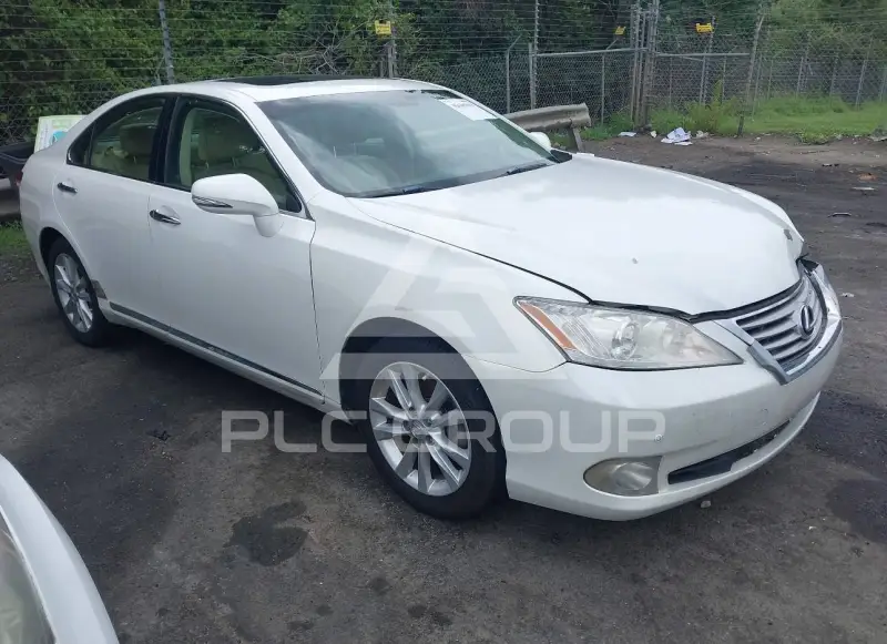 2011 Lexus ES350 photo