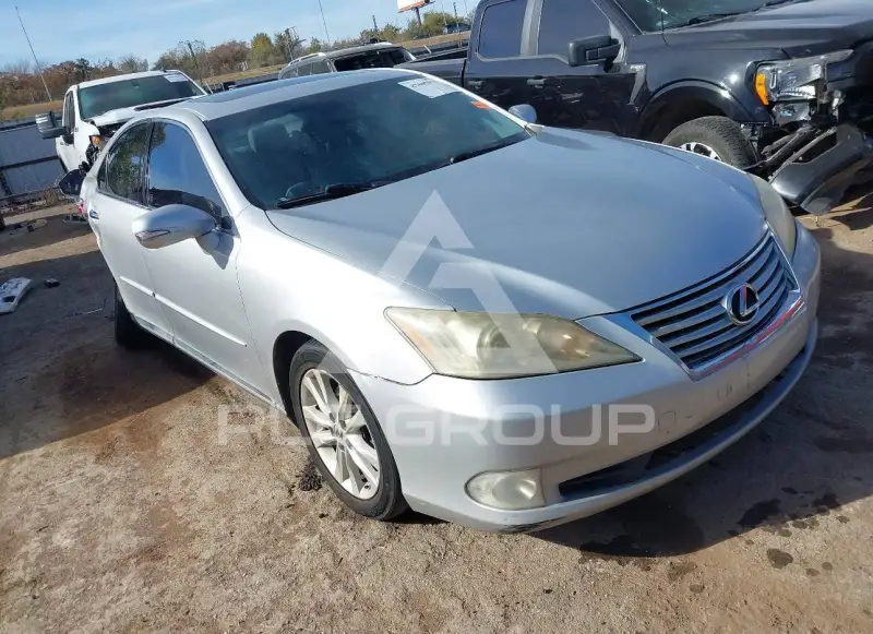 2011 Lexus ES350 photo