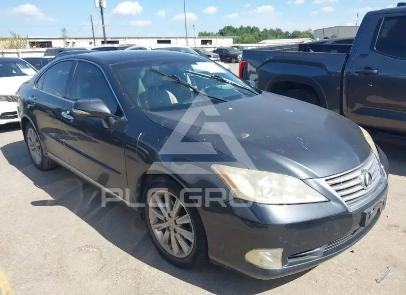 2011 Lexus ES350 photo