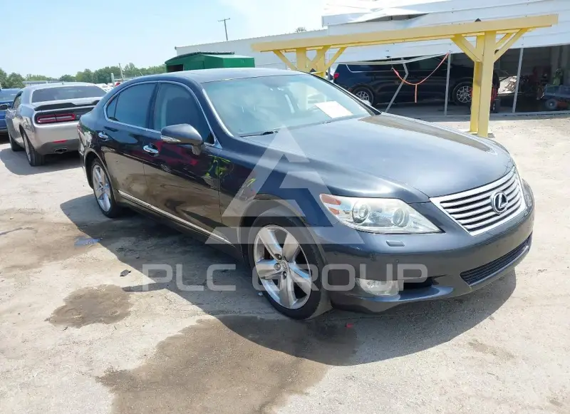 2011 Lexus LS460 photo