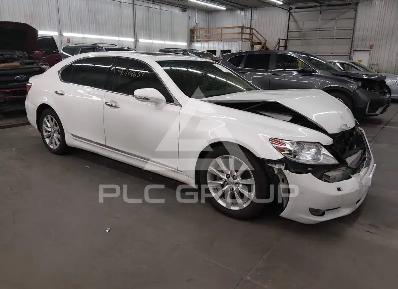 2011 Lexus LS460 фото