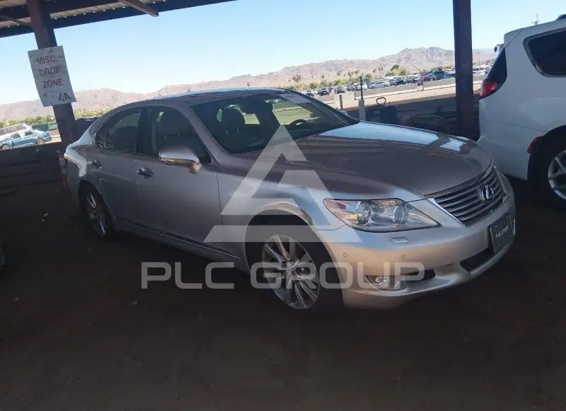 2011 Lexus LS460 photo