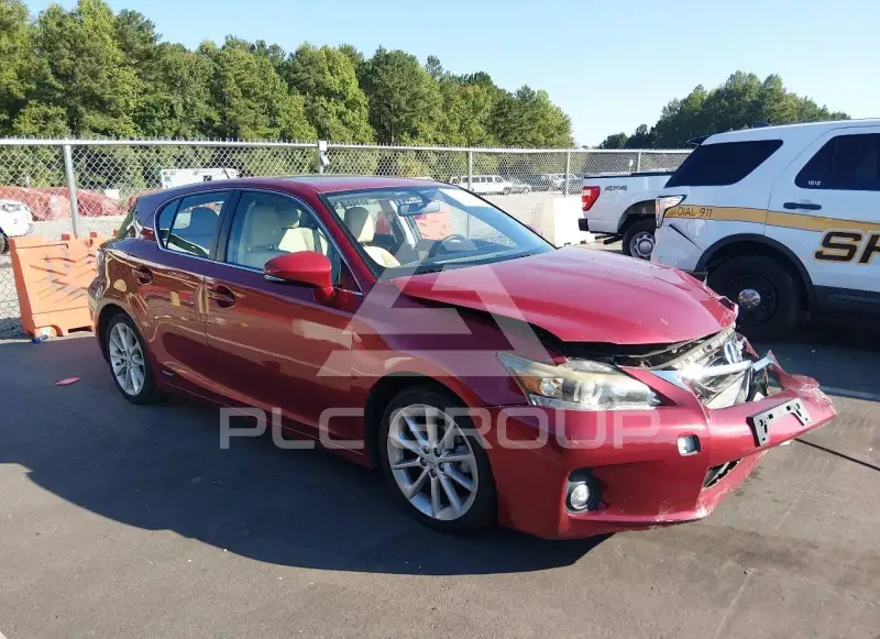 2011 Lexus CT200 photo