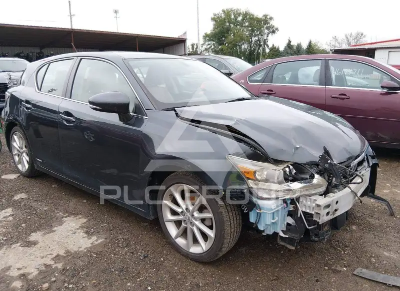 2011 Lexus CT200 фото
