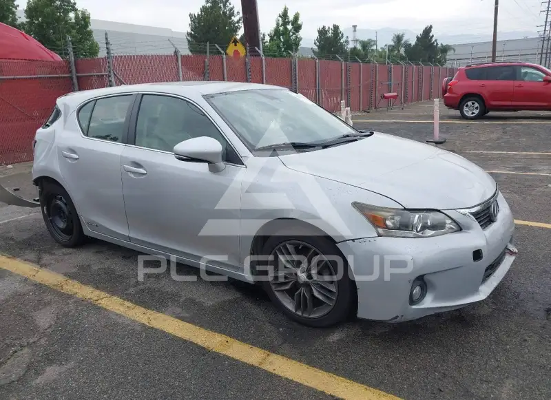 2011 Lexus CT200 фото