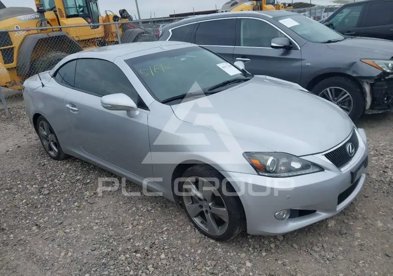 2011 Lexus IS350 фото
