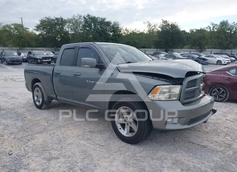 2011 RAM 1500 photo