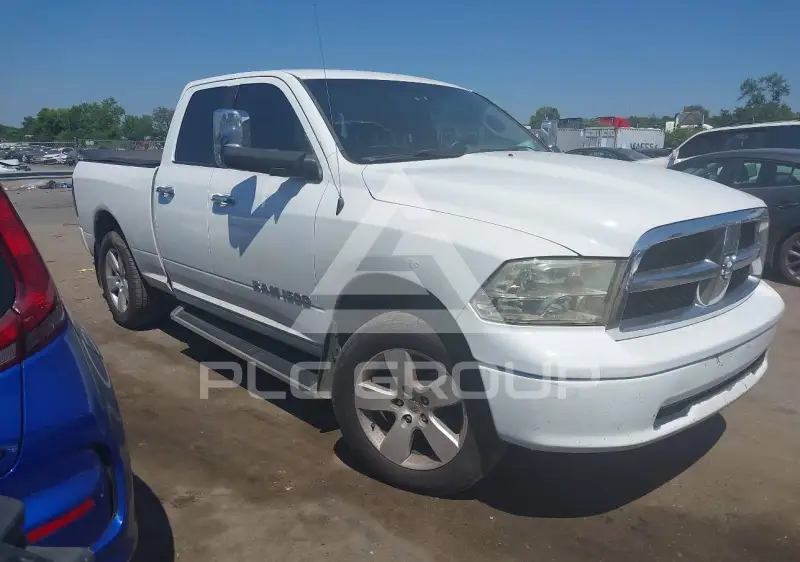 2011 RAM 1500 photo