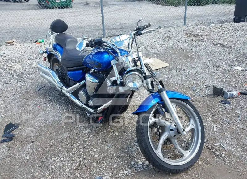 2011 Yamaha XVS1100 фото