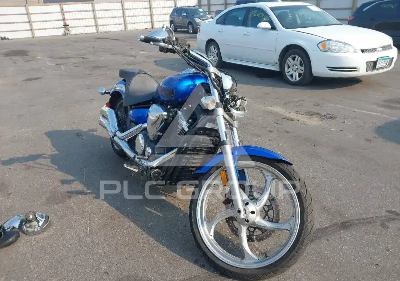2011 Yamaha XVS1100 фото