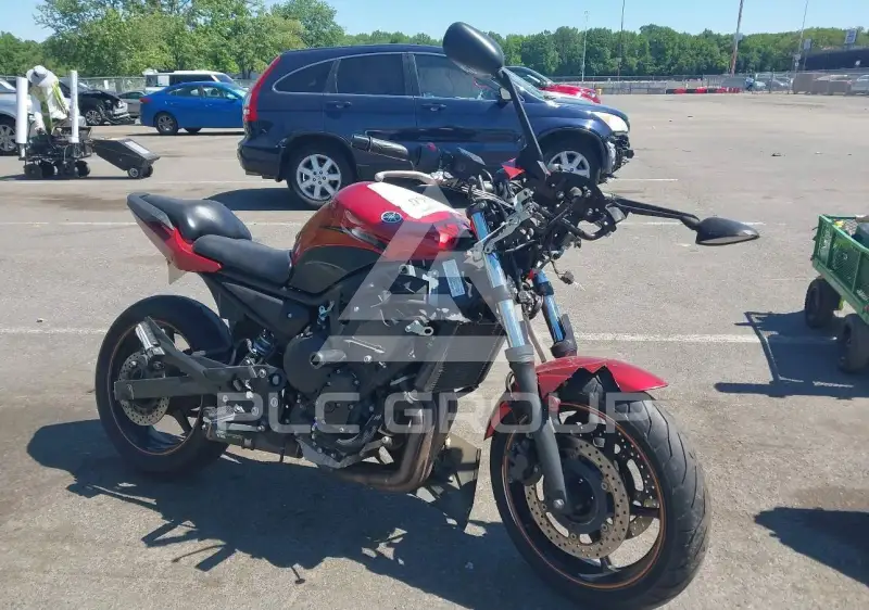 2011 Yamaha FZ6 photo