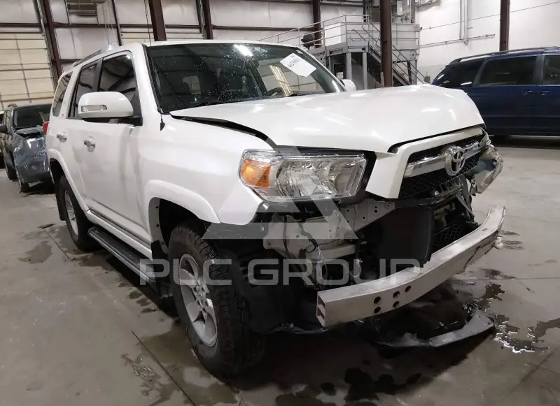 2011 Toyota 4 RUNNER фото