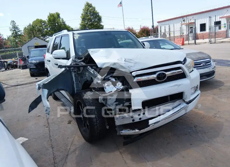 2011 Toyota 4 RUNNER фото